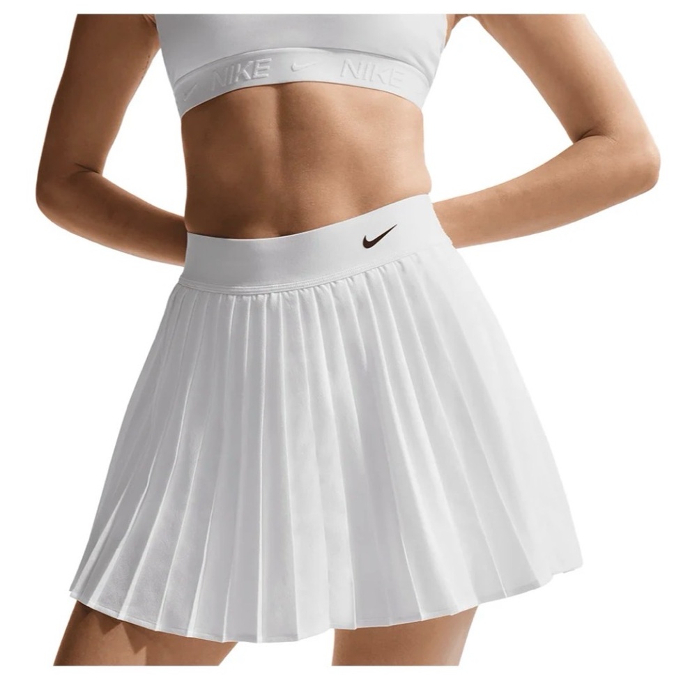 Dri-Fit Nike White Pleated Women’s Skorts